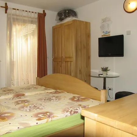 Kamp Klin